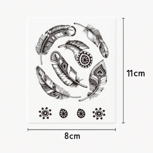 Tatouage main/doigt plumes tournantes