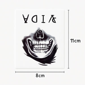 Tatouage main/doigt sourire fou