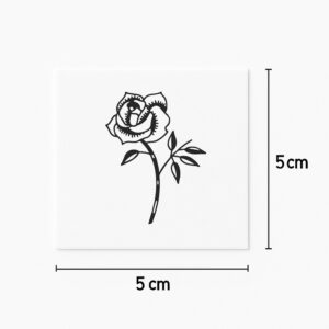 Tatouage rose élégante